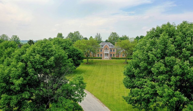 Private Riverbank 27-acre Estate 1 hr from Chicago