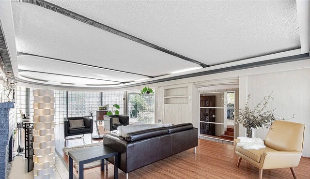 Private rm#D in beautiful house