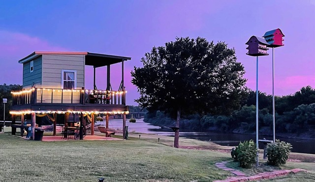 Private Romantic River Front Hideaway with Cabin and RV Hookups