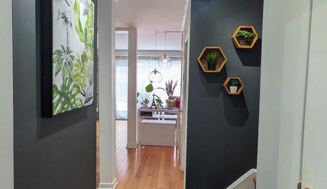 Private Room (#1) Near Don Mills Subway, Fairview Mall & Seneca Newham Campus