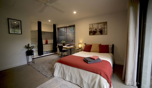 Private room and ensuite