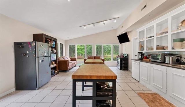 Private Room & Bathroom in Southern Pines with WiFi, AC