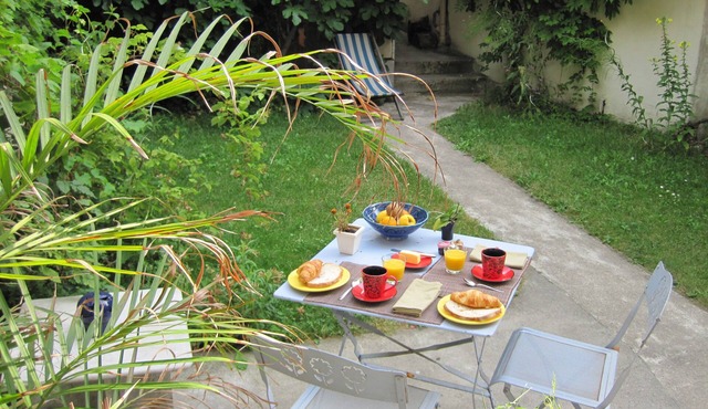Private room, Breakfast and Garden