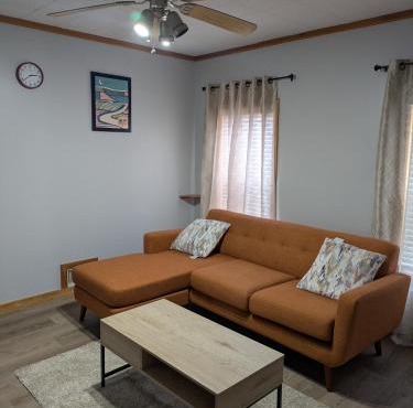 Private Room in 3-bedroom apartment
