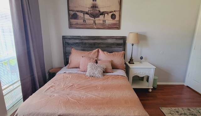 Private room in a Beautiful house Cantrally Located