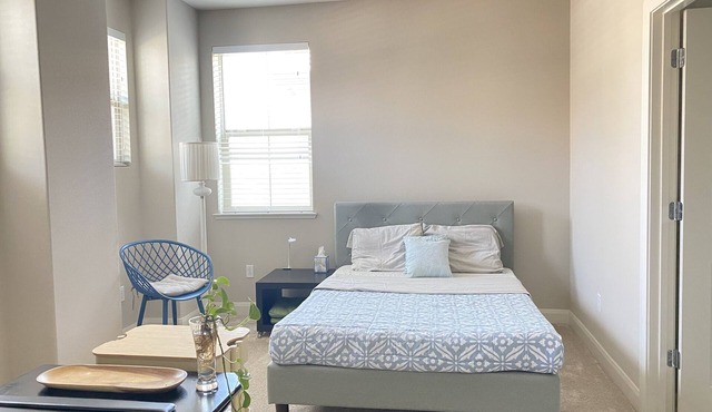 Private room in a luxury home within Silicon Valley