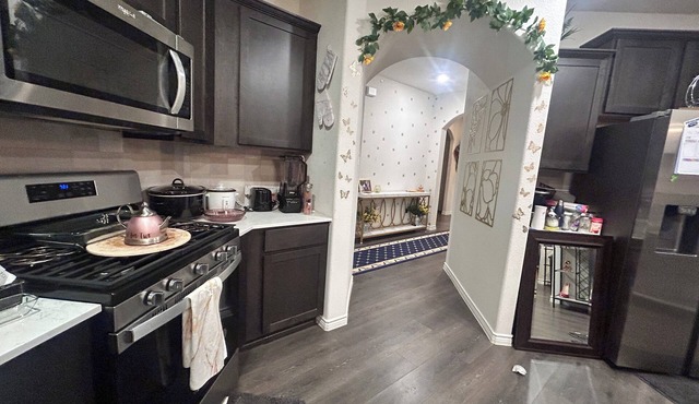 Private Room In Cozy Home By Lake Hubbard
