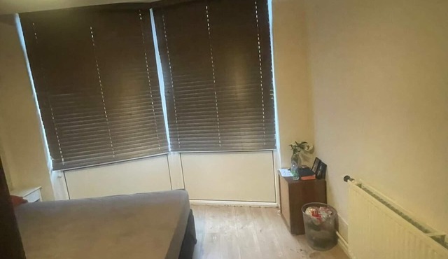 Private room in Ealing