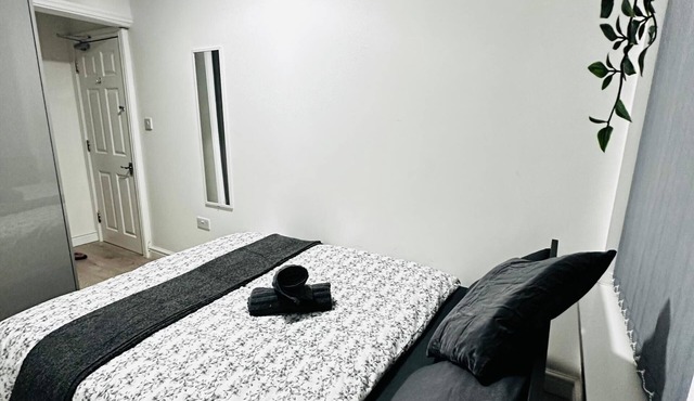 Private Room in Quiet Residential Area