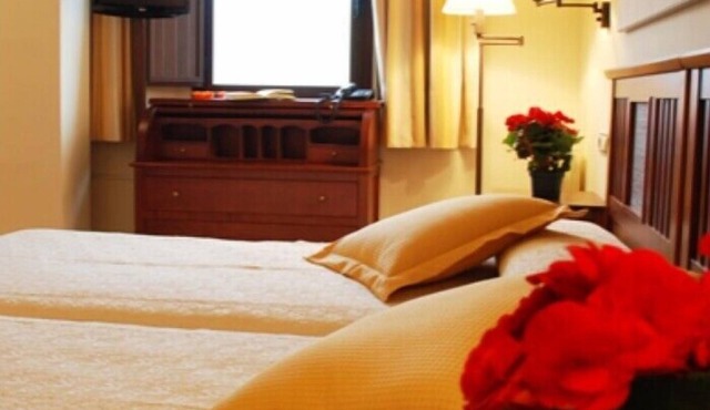 Private room in rural hotel with charm 3