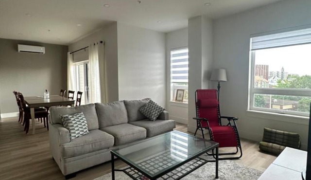 Private Room Lakeview House- Westmount