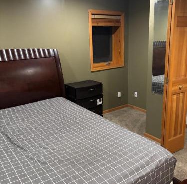 Private Room near Valleyfair & Mall of America