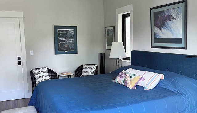 Private Room w/bath at North End of Canyon Ferry Lake