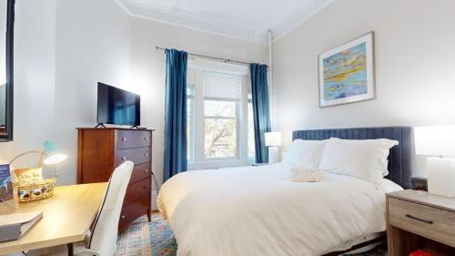 Private Room, walk to Hosp, Fenway, BU, Transport