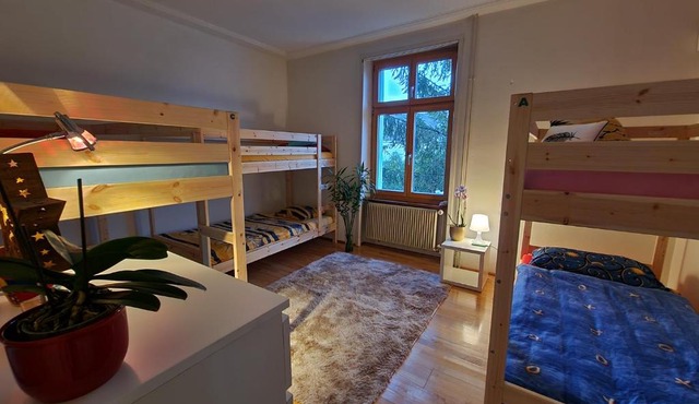 Private room with 6 beds, for groups or for family