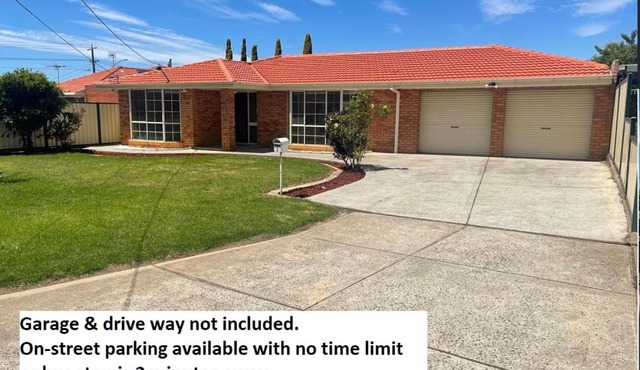 Private room with kitchen&laundry