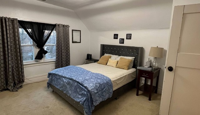 Private Rooms in a Spacious 4BR House