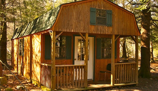 Private, Rustic Cabin Situated Near Hiking, Abrams Creek and Beautiful Scenery