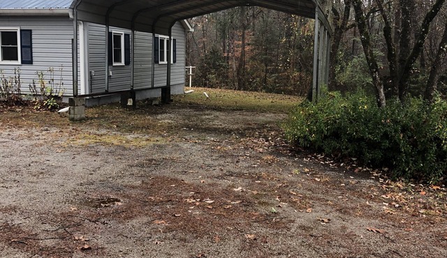 Private RV Camping spot with plenty of room to stretch. Intimate and private.