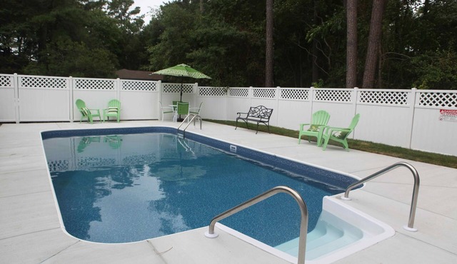 Private Salt-Water Pool-Close to Ocean!Kayaks provided-Crabbing Dock-sleeps 14+