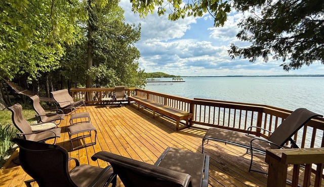 Private Sandy Beach on Torch Lake Cottage + Guest House Walk to Alden