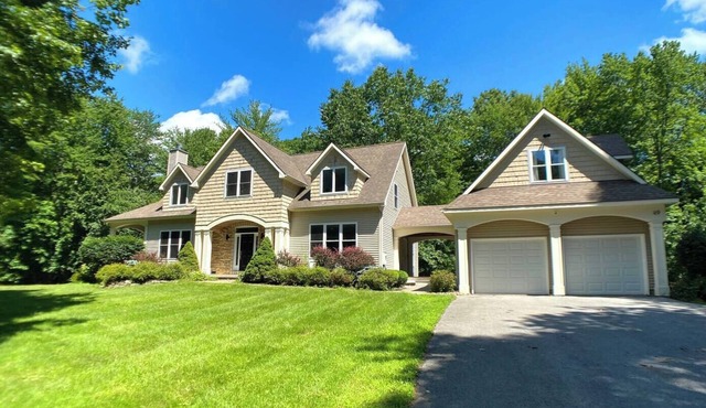 Private Saratoga Retreat Close to Track-Town-Shops