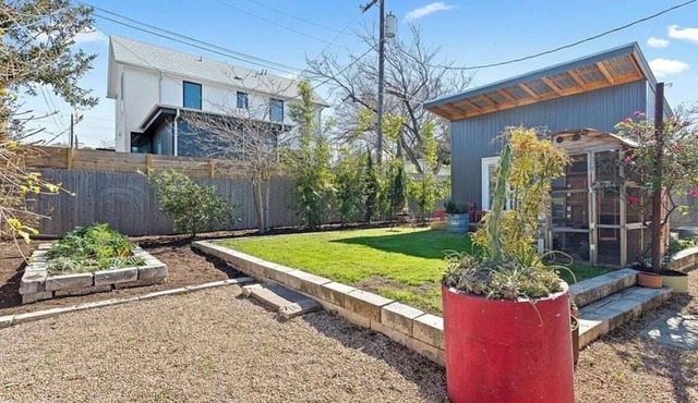 Private Sauna Retreat Detached South Austin Casita