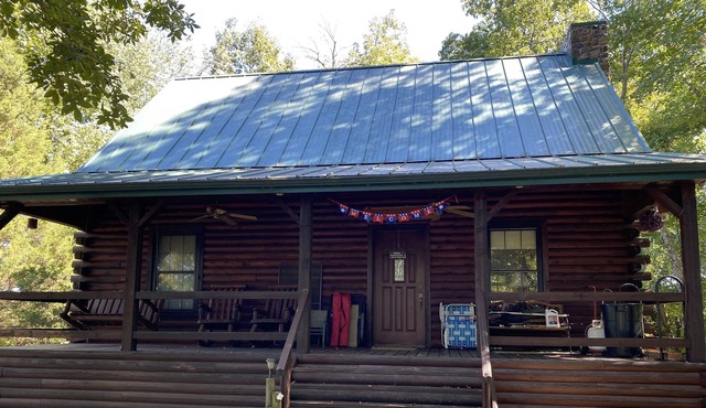 Private Secluded 3BR 2BA Cabin/Lake on 16 acres