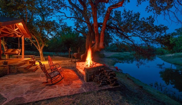 Private & Seculded Cabin on Comanche Creek with 73 Acres to Roam