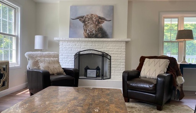 Private spacious Home in the heart of Niagara-on-the-Lake's Historic District.