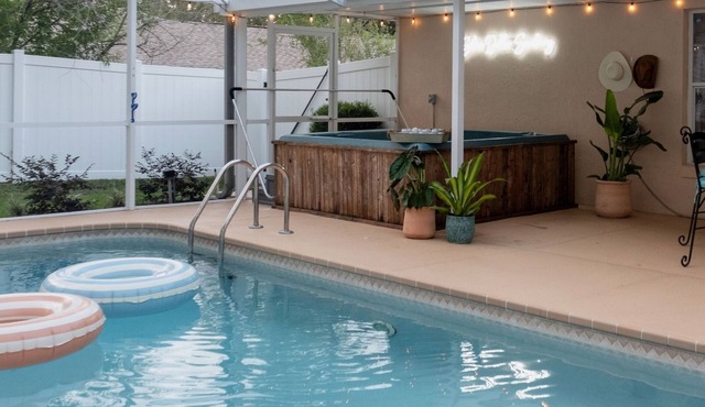 Private Spa/Heated Pool! Firepit, Pool/Game Tables-Near Crystal & Rainbow Rivers