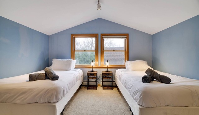 Private & Spacious Pocono Retreat | King Bed | PS5