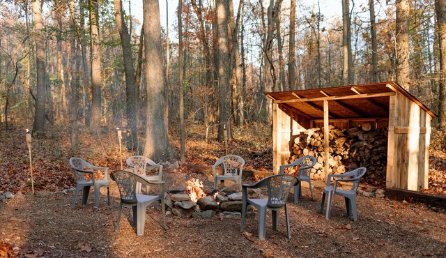 Private, Spacious Chalet w Hot Tub