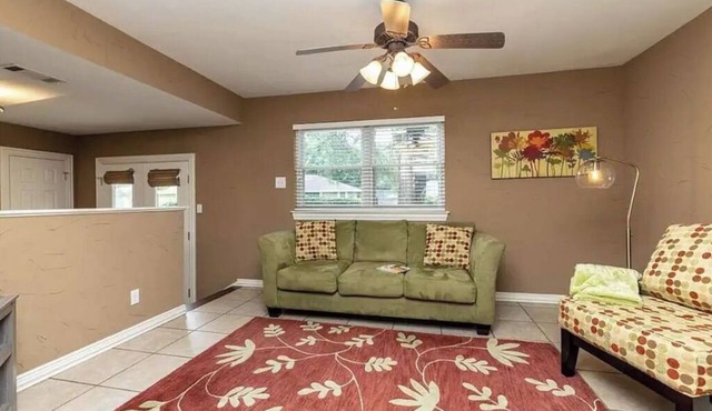 Private, Spacious Guesthouse by DFW Airport