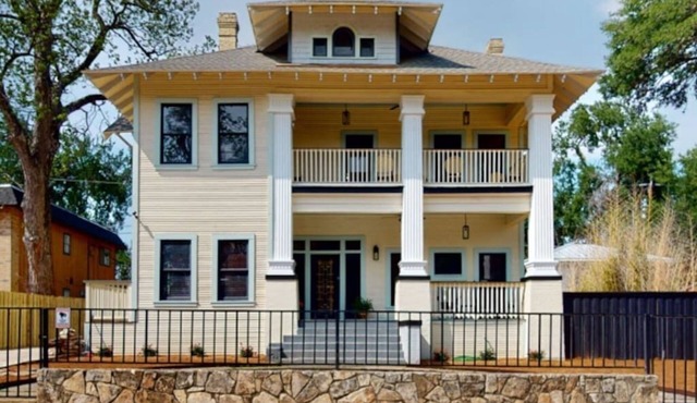 Private Speakeasy/Spring Break at Pearl/Graduations.