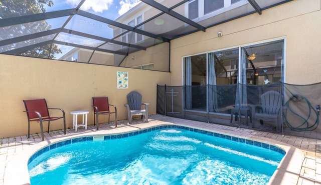 Private Splash Pool | Themed Room | Minutes to Disney | Sleeps 6
