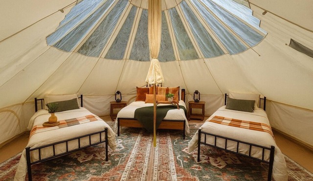 Private Stargazing Tent Maple Haven – Peaceful Glamping with Fire Pit & Open Skies