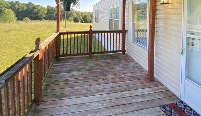 Private Stay in Grand Rivers, Minutes From Kentucky Lake and I-24/I-69