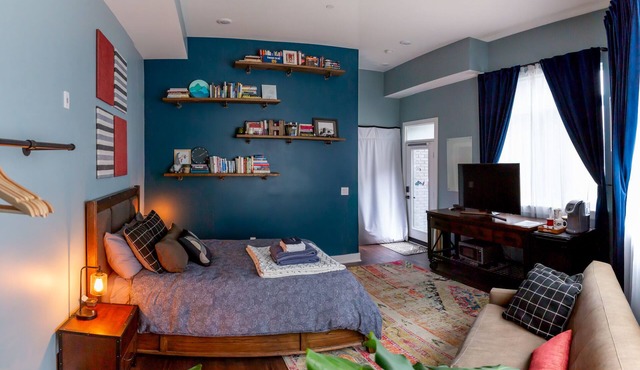 Private Street Entrance to Spacious Guest Room