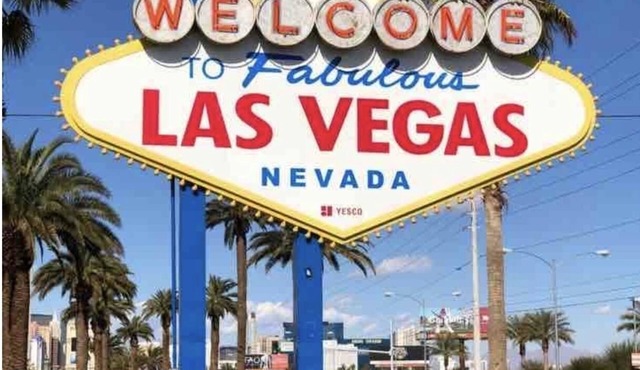 Private Studio 4 minutes from Strip !