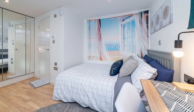 Private Studio with Kitchen