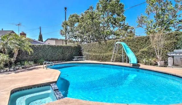 Private studio with pool, kid-friendly