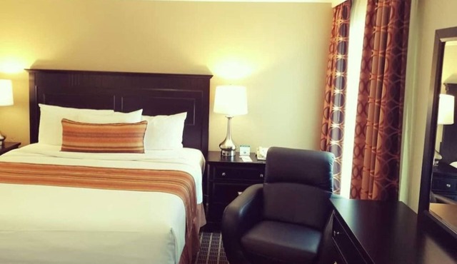 Private Studio with Gym at Wilshire Grand Hotel