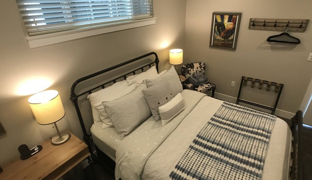 Private suite by Village of Arroyo Grande. Close to beaches, hiking & wineries!
