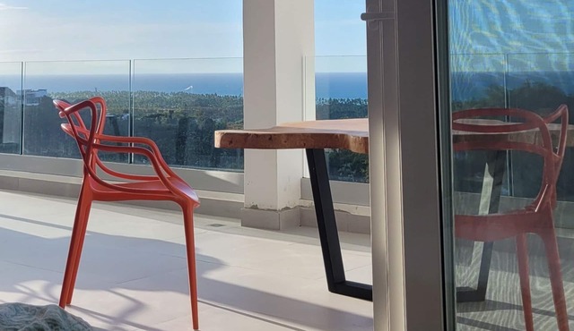 Private Suite with ensuite bathroom in panoramic Luxury shared villa with pool.