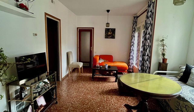 Private suite with bathroom : Sagrera