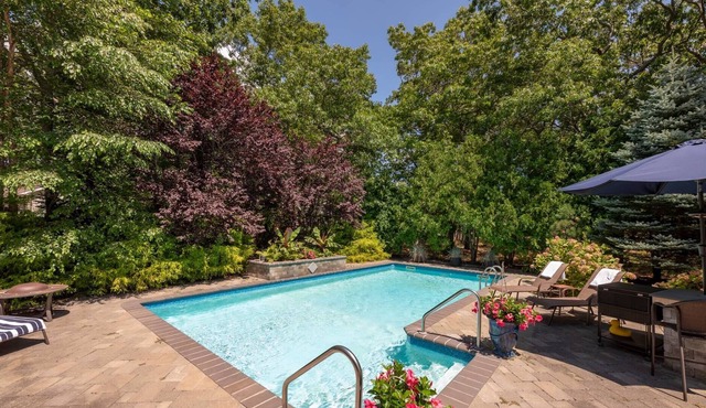 Private Summer Gem in a cul de sac with heated saltwater pool