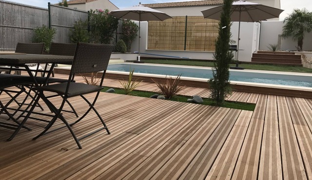 Private swimming pool at 29°C - Maison de Bacchus