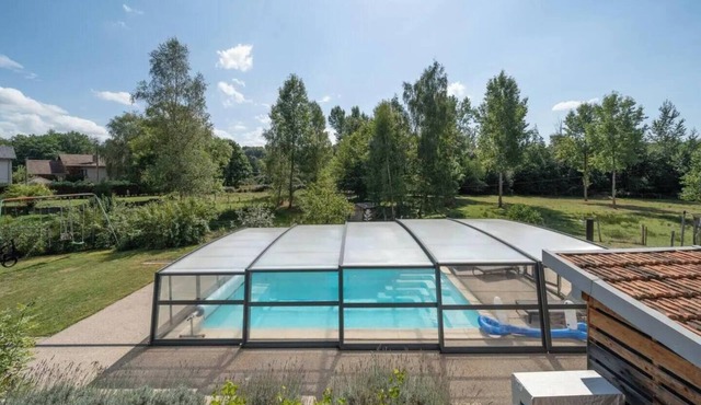Private swimming pool, Jacuzzi and Sauna Clair de Lune 4*