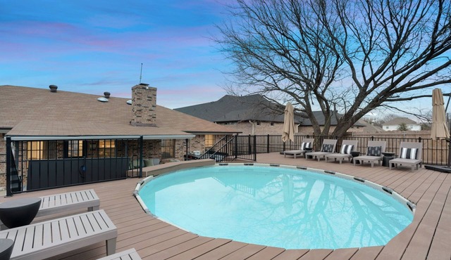 Private Tennis+PickleBall+Bball+Hottub+Golf+Pool